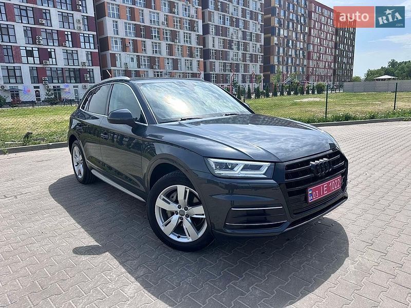 Позашляховик / Кросовер Audi Q5 2018 в Києві