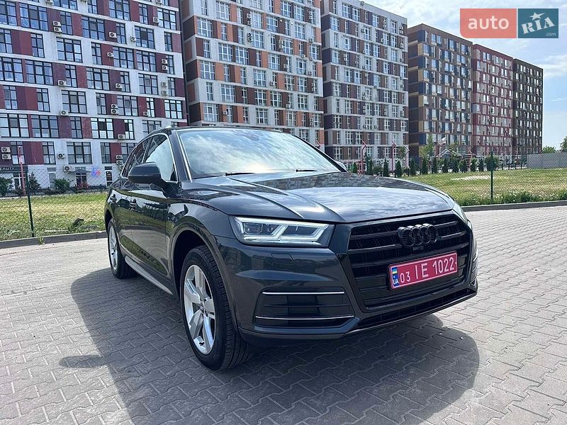 Позашляховик / Кросовер Audi Q5 2018 в Києві