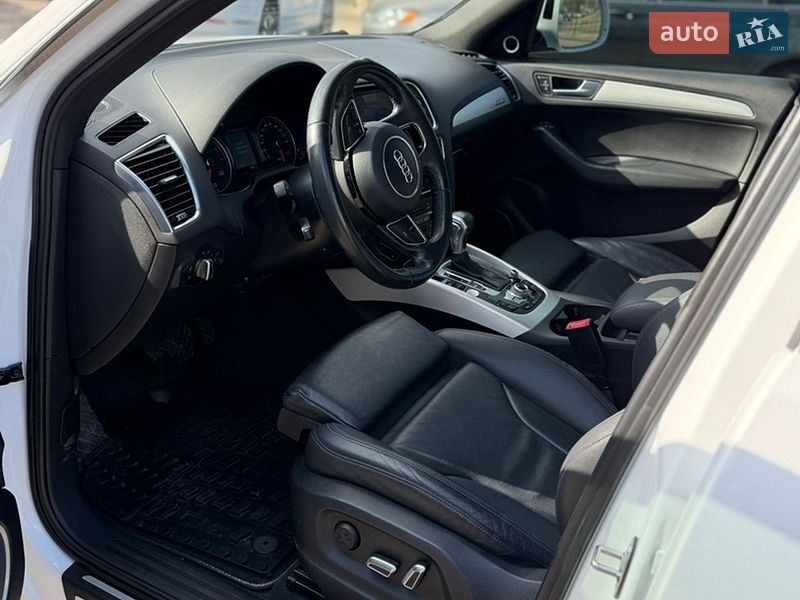 Внедорожник / Кроссовер Audi Q5 2016 в Киеве