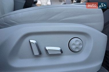 Внедорожник / Кроссовер Audi Q5 2015 в Киеве