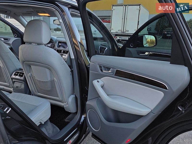 Внедорожник / Кроссовер Audi Q5 2015 в Киеве