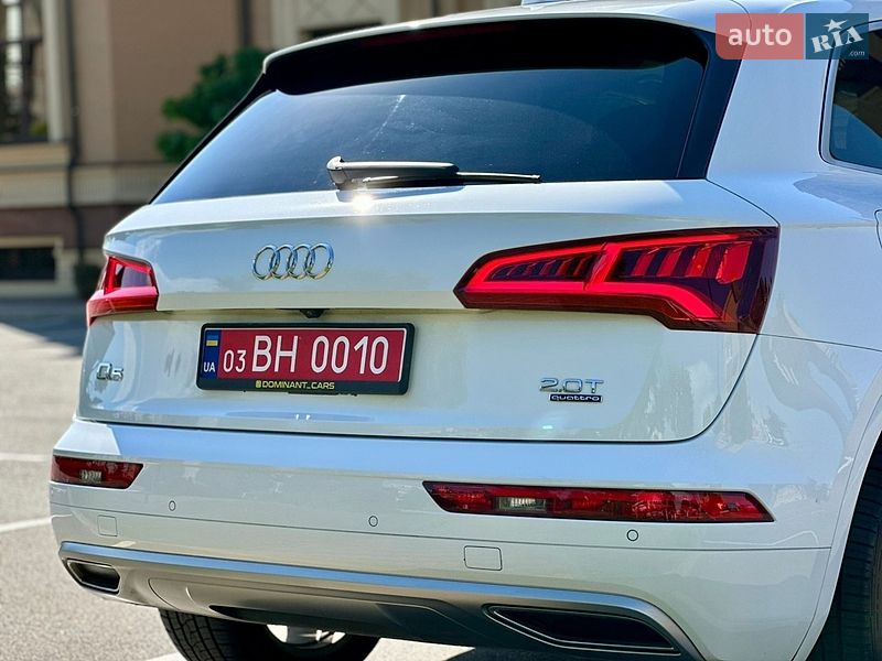 Внедорожник / Кроссовер Audi Q5 2018 в Киеве