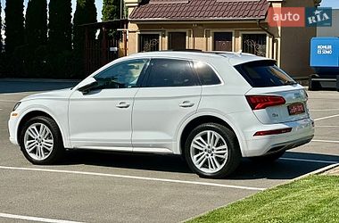 Внедорожник / Кроссовер Audi Q5 2018 в Киеве