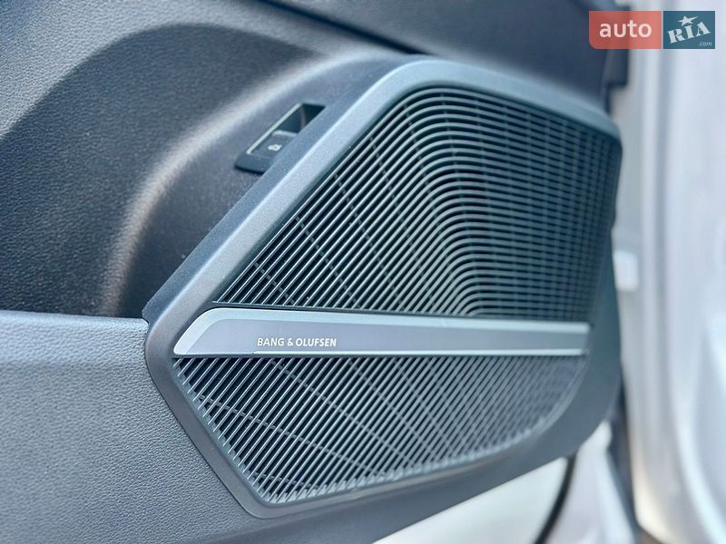 Внедорожник / Кроссовер Audi Q5 2018 в Киеве