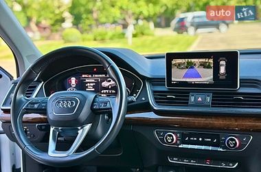 Внедорожник / Кроссовер Audi Q5 2018 в Киеве