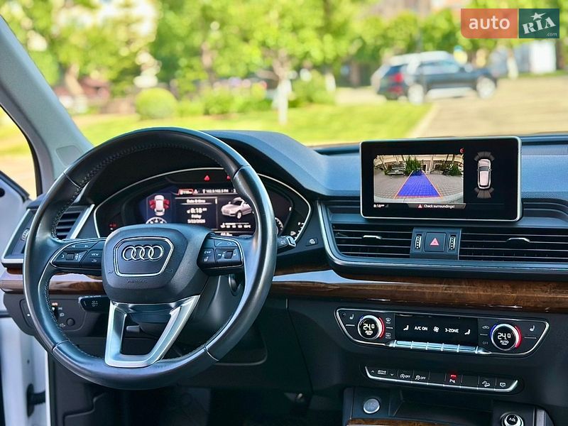 Внедорожник / Кроссовер Audi Q5 2018 в Киеве
