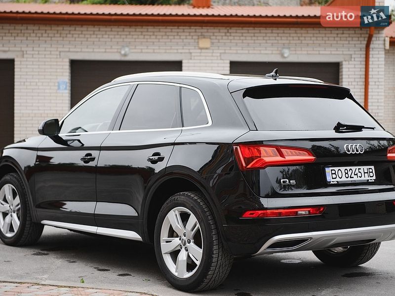 Внедорожник / Кроссовер Audi Q5 2019 в Тернополе