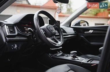 Внедорожник / Кроссовер Audi Q5 2019 в Тернополе