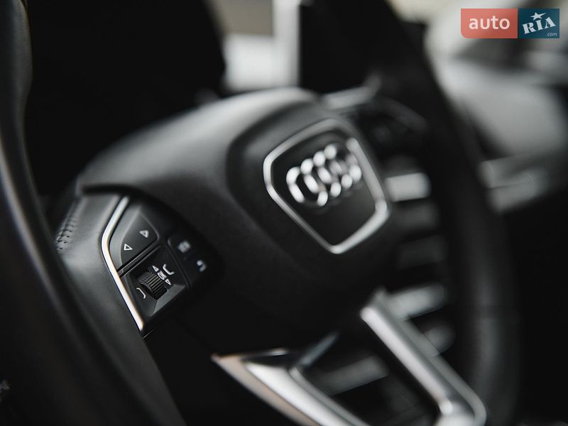 Внедорожник / Кроссовер Audi Q5 2019 в Тернополе