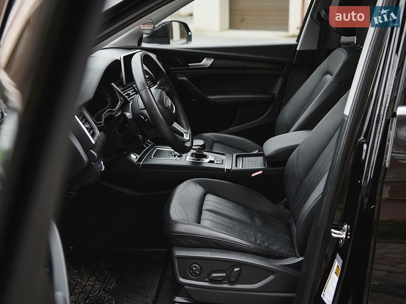 Внедорожник / Кроссовер Audi Q5 2019 в Тернополе