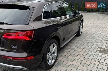 Внедорожник / Кроссовер Audi Q5 2017 в Хмельницком