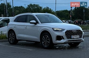 Позашляховик / Кросовер Audi Q5 2021 в Києві