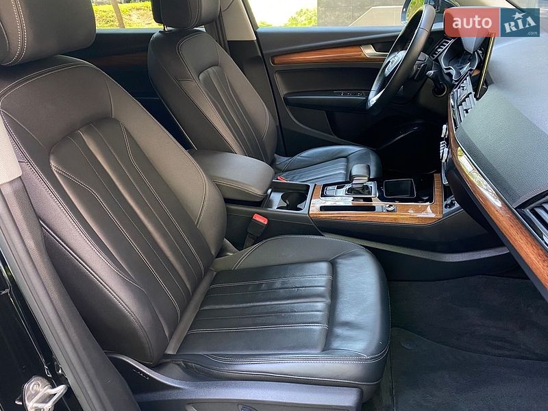 Позашляховик / Кросовер Audi Q5 2023 в Києві