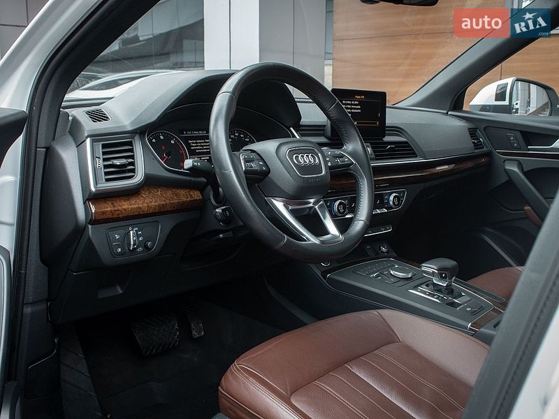 Позашляховик / Кросовер Audi Q5 2018 в Києві