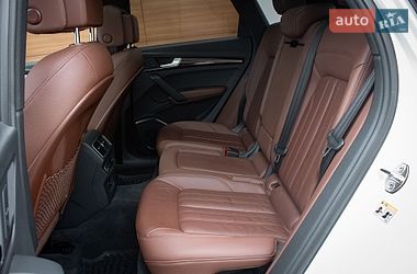 Позашляховик / Кросовер Audi Q5 2018 в Києві