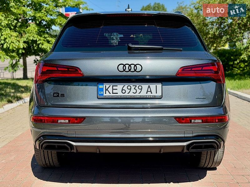 Внедорожник / Кроссовер Audi Q5 2020 в Киеве