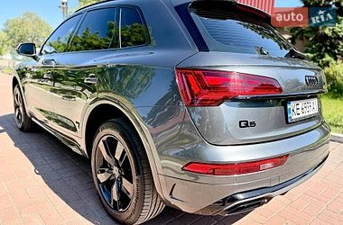 Внедорожник / Кроссовер Audi Q5 2020 в Киеве