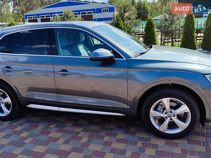 Позашляховик / Кросовер Audi Q5 2020 в Полтаві