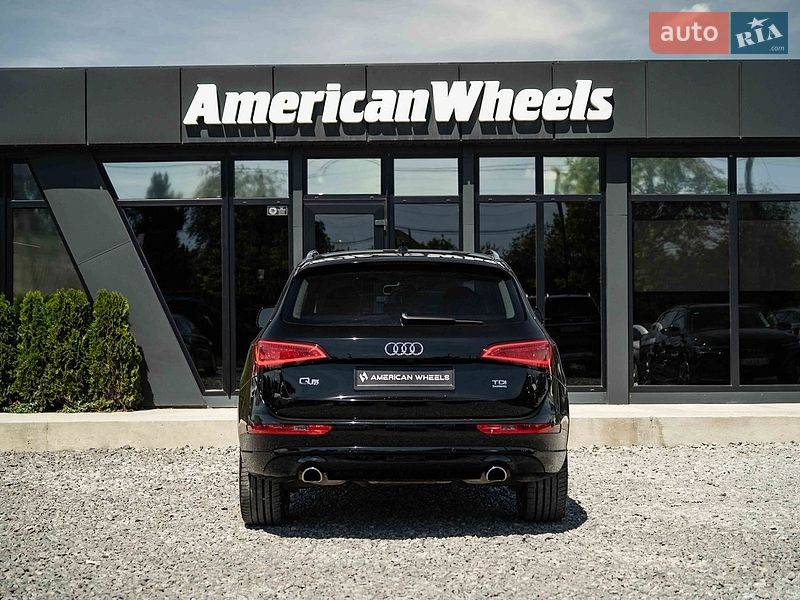 Внедорожник / Кроссовер Audi Q5 2014 в Черновцах