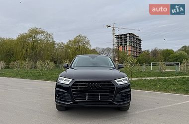 Внедорожник / Кроссовер Audi Q5 2019 в Ивано-Франковске
