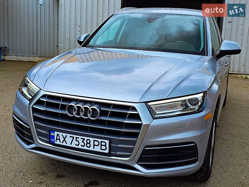 Audi Q5 2018 VIN WA1ANAFY0J2207500 фото оголошення 2 з 82