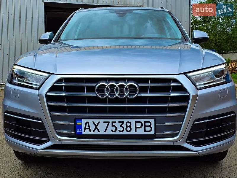 Audi Q5 2018 VIN WA1ANAFY0J2207500 фото оголошення 5 з 82