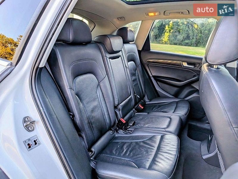 Позашляховик / Кросовер Audi Q5 2016 в Києві