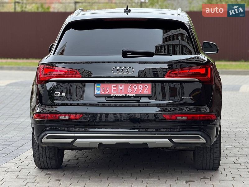 Позашляховик / Кросовер Audi Q5 2020 в Івано-Франківську