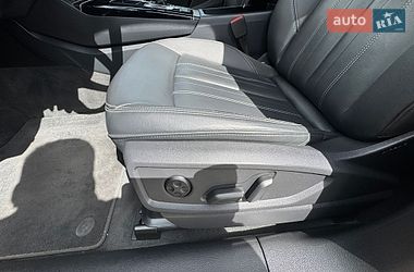 Внедорожник / Кроссовер Audi Q5 2023 в Бердичеве