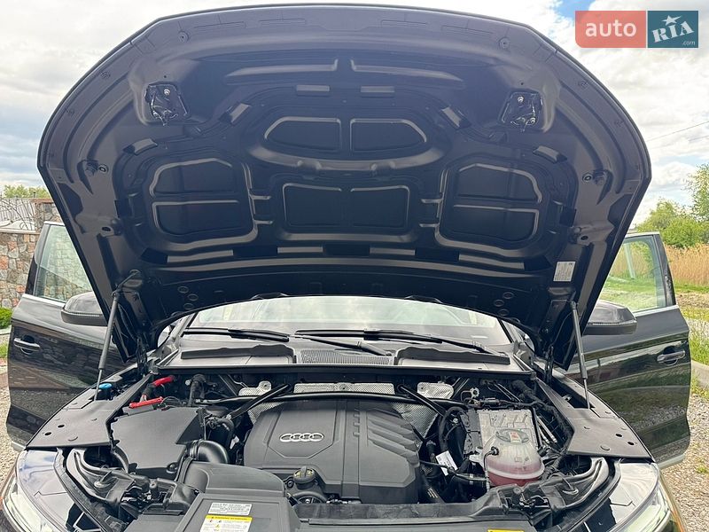 Внедорожник / Кроссовер Audi Q5 2023 в Бердичеве