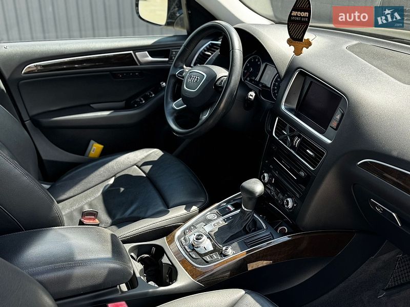 Позашляховик / Кросовер Audi Q5 2014 в Києві