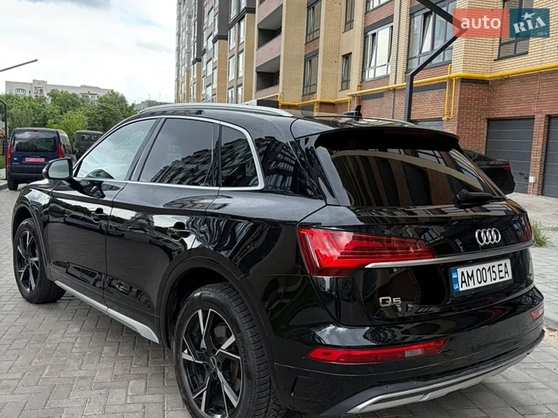 Audi Q5 2021 VIN WA1BAAFY3M2105175 фото оголошення 6 з 65