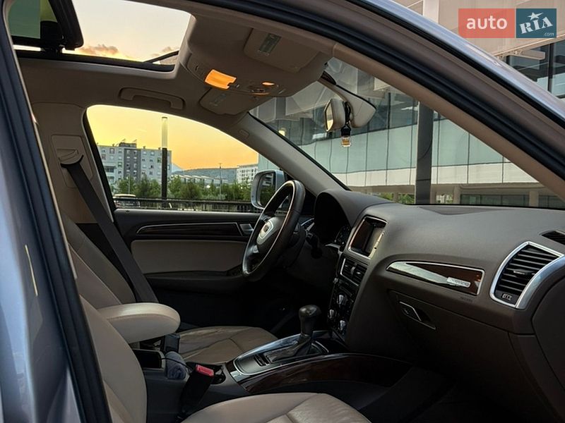 Внедорожник / Кроссовер Audi Q5 2015 в Львове