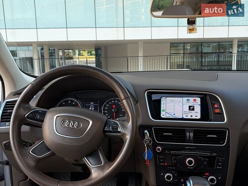 Внедорожник / Кроссовер Audi Q5 2015 в Львове