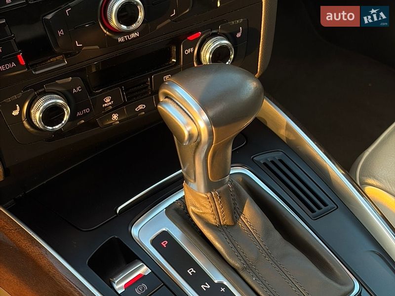 Внедорожник / Кроссовер Audi Q5 2015 в Львове