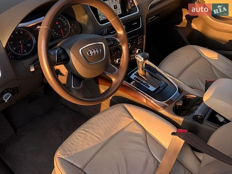 Внедорожник / Кроссовер Audi Q5 2015 в Львове