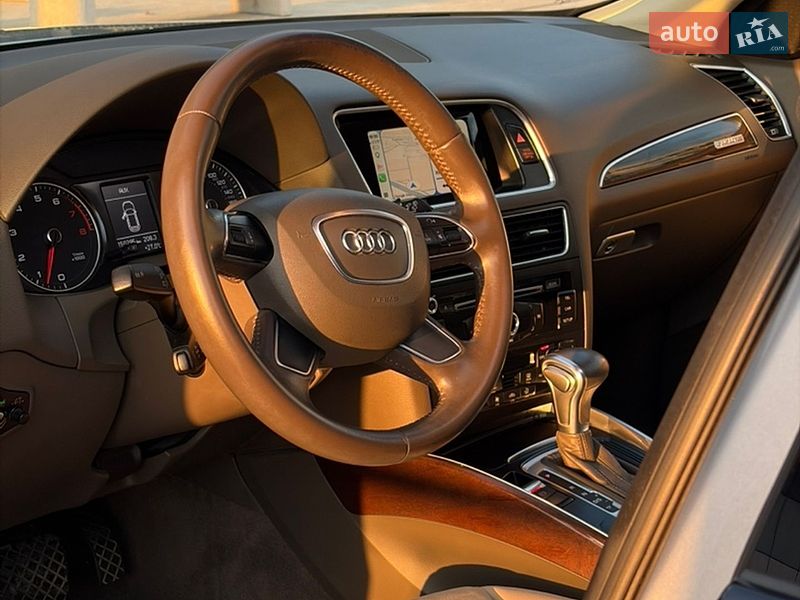 Внедорожник / Кроссовер Audi Q5 2015 в Львове