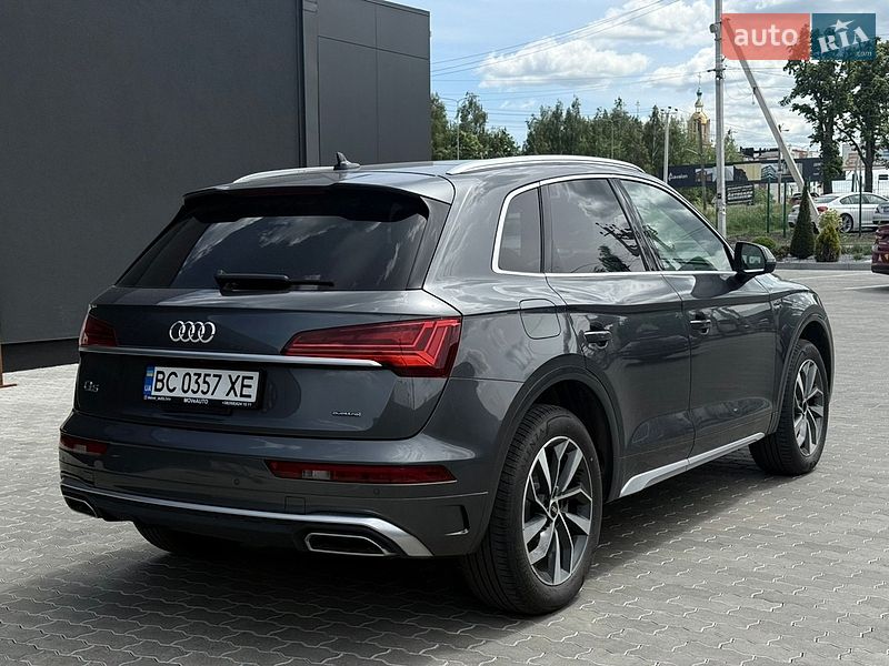 Позашляховик / Кросовер Audi Q5 2022 в Львові