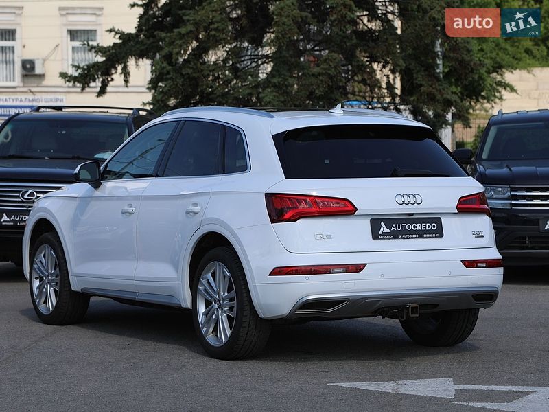 Позашляховик / Кросовер Audi Q5 2018 в Харкові