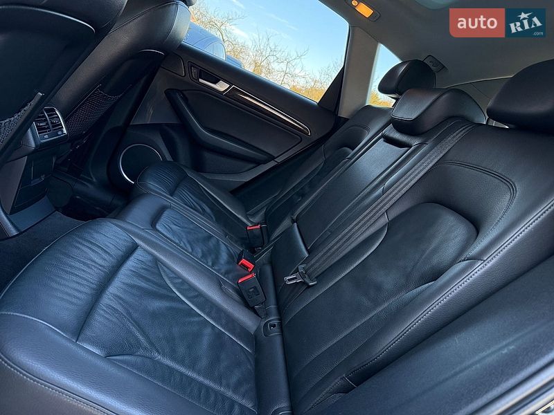 Позашляховик / Кросовер Audi Q5 2016 в Стрию