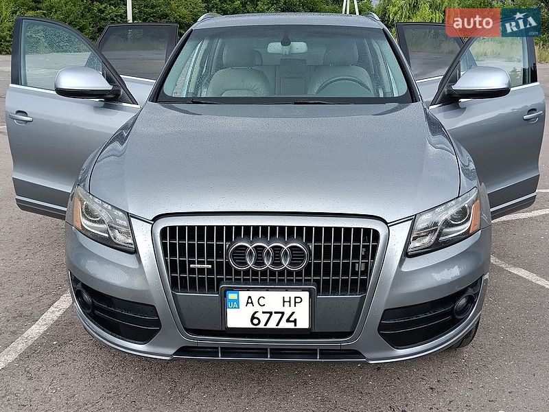 Внедорожник / Кроссовер Audi Q5 2011 в Волочиске