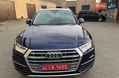 Внедорожник / Кроссовер Audi Q5 2018 в Владимире