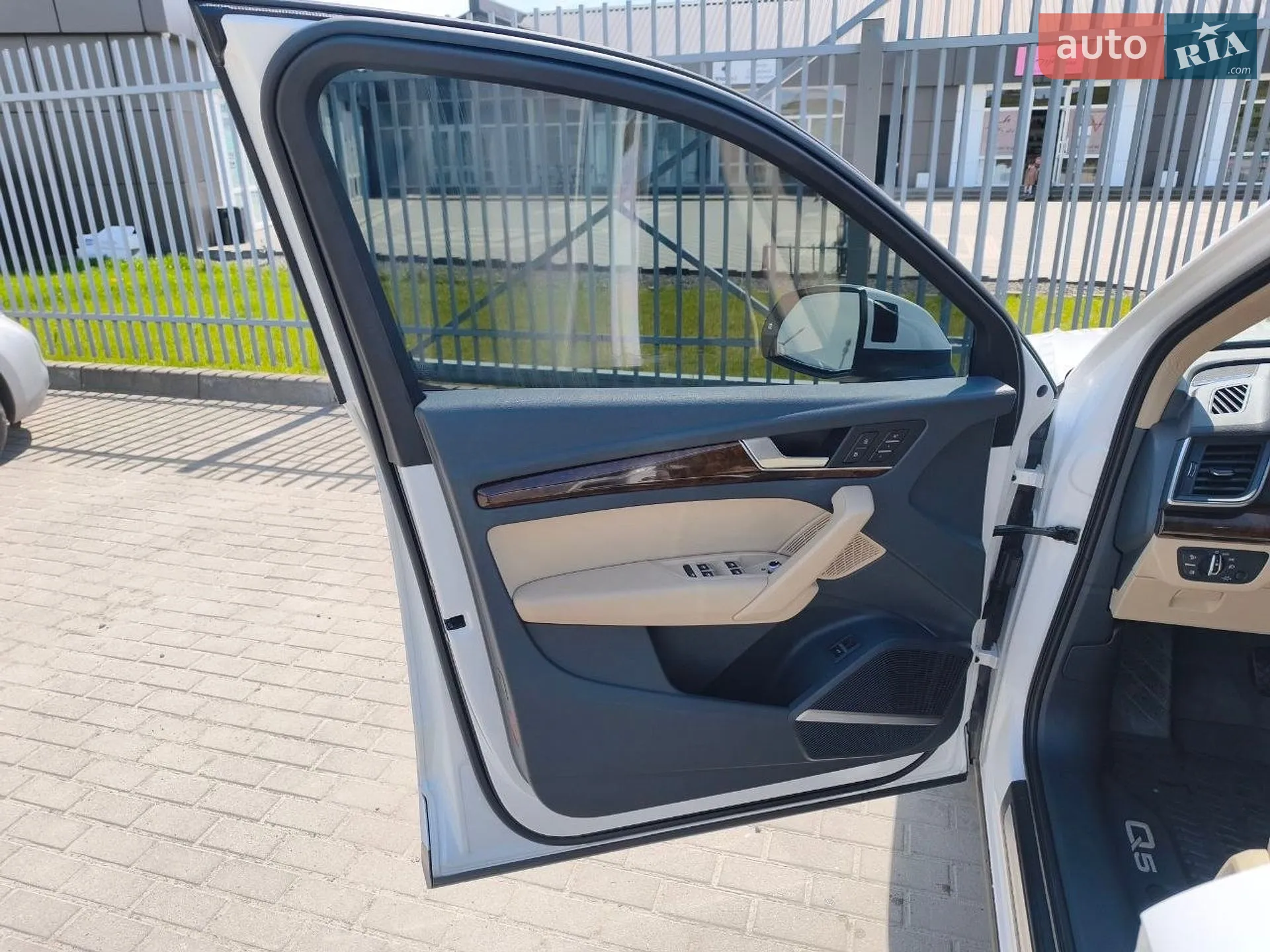 2017 Audi Q5 - мініатюра 28