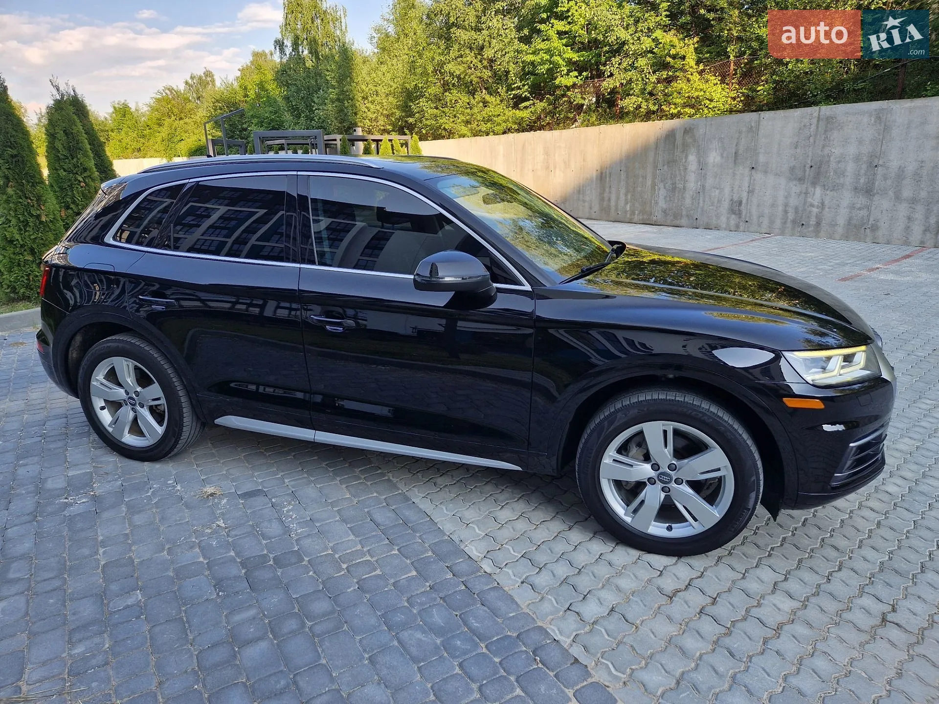 Audi Q5 2017 VIN WA1BNAFY0J2071714 фото оголошення 25 з 57