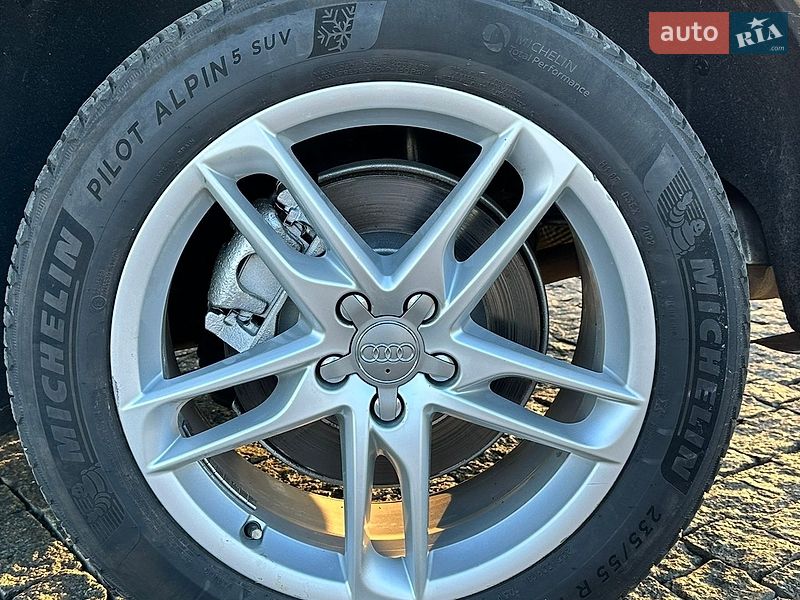 Внедорожник / Кроссовер Audi Q5 2014 в Ровно