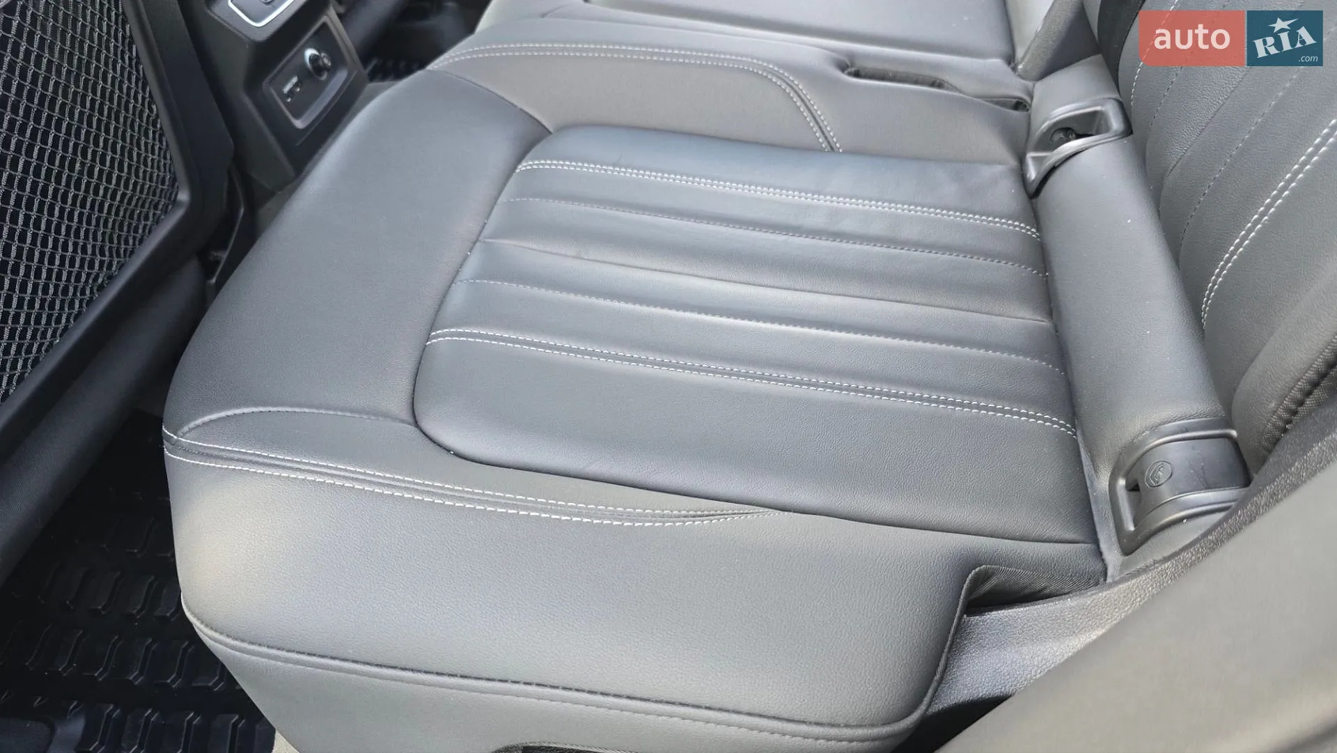 2011 Skoda Fabia - мініатюра 5