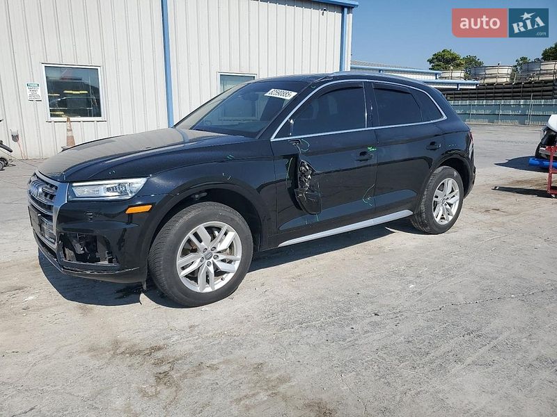 Внедорожник / Кроссовер Audi Q5 2020 в Киеве