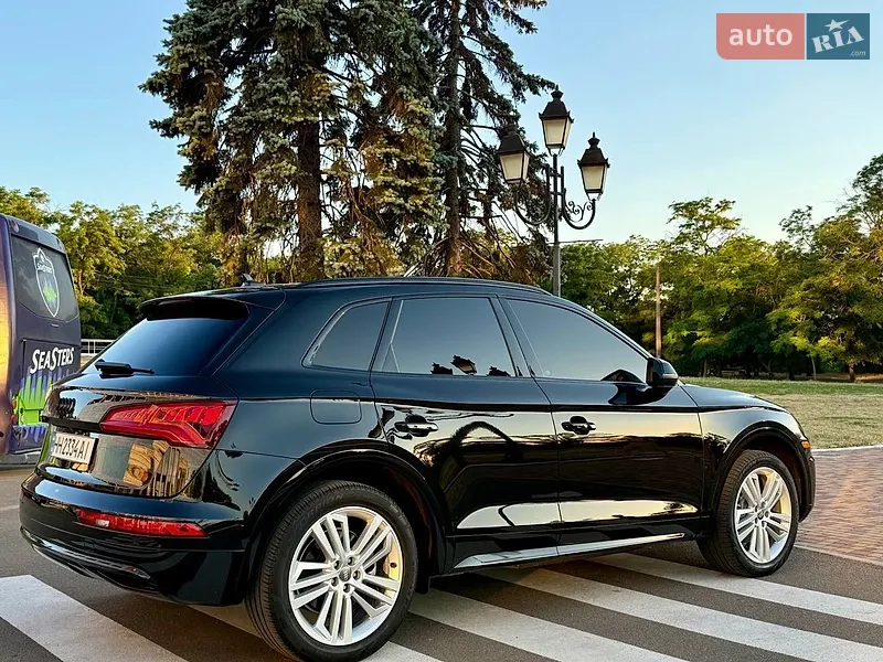 Audi Q5 2019 VIN WA1BNAFY6K2114082 фото оголошення 10 з 84