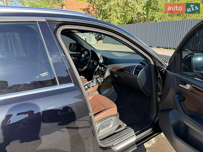 Audi Q5 2013 VIN WA1LFAFP2DA082779 фото оголошення 10 з 60