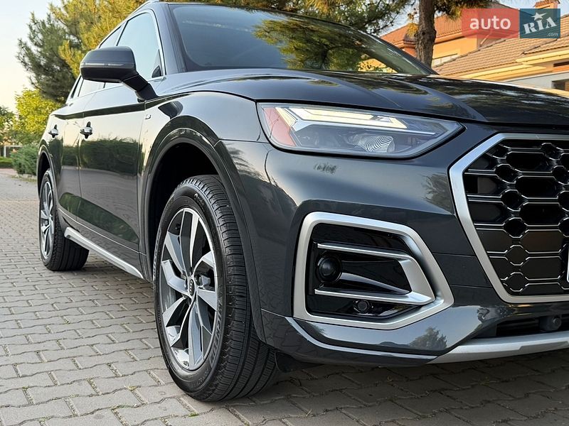 Внедорожник / Кроссовер Audi Q5 2021 в Одессе